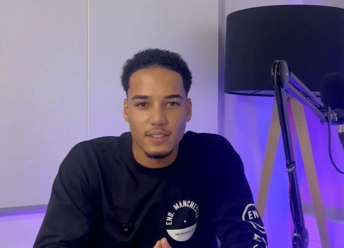 Jayden Hoek, eigenaar van De Social Hoek